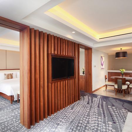 Intercontinental Jinan City Center By Ihg Екстер'єр фото
