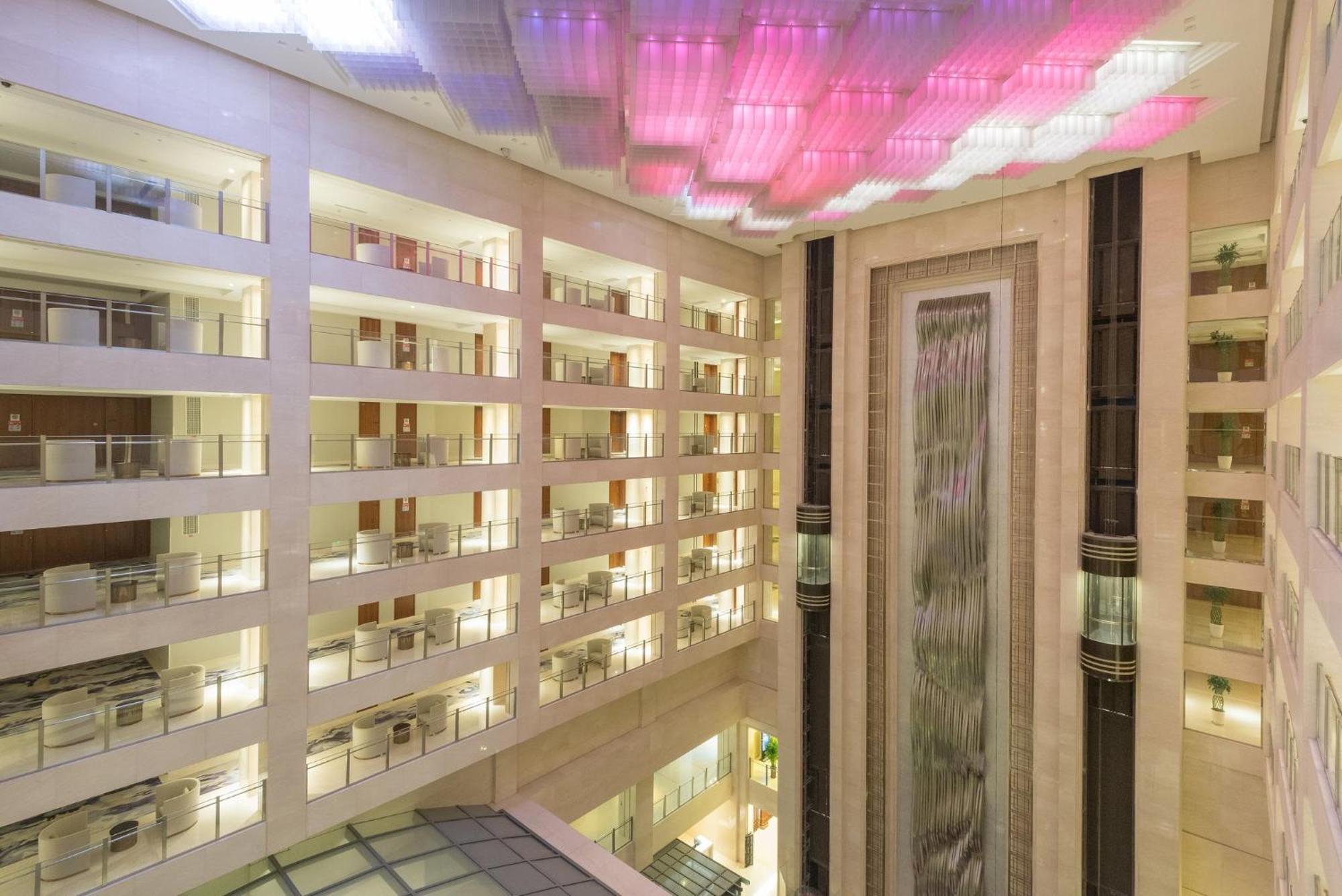 Intercontinental Jinan City Center By Ihg Екстер'єр фото