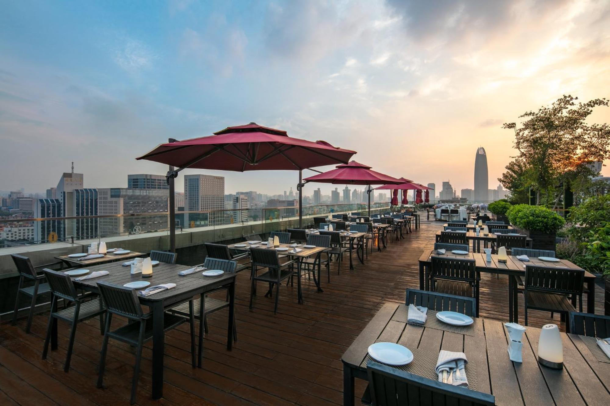 Intercontinental Jinan City Center By Ihg Екстер'єр фото