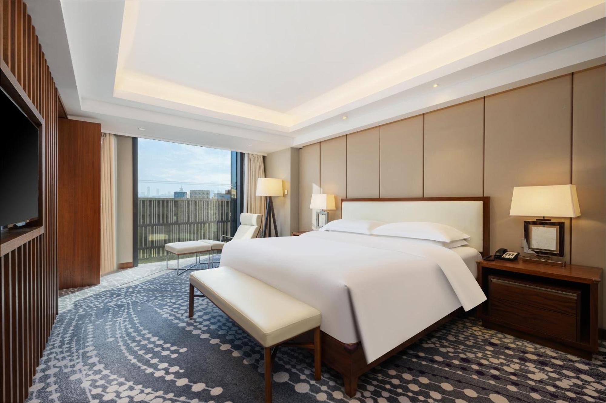 Intercontinental Jinan City Center By Ihg Екстер'єр фото